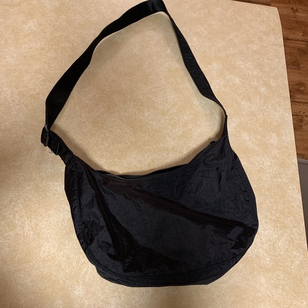 Baggu medium crescent bag